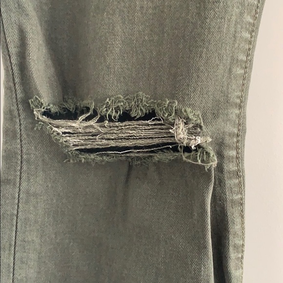 Green Joe’s Jeans - Picture 6 of 7